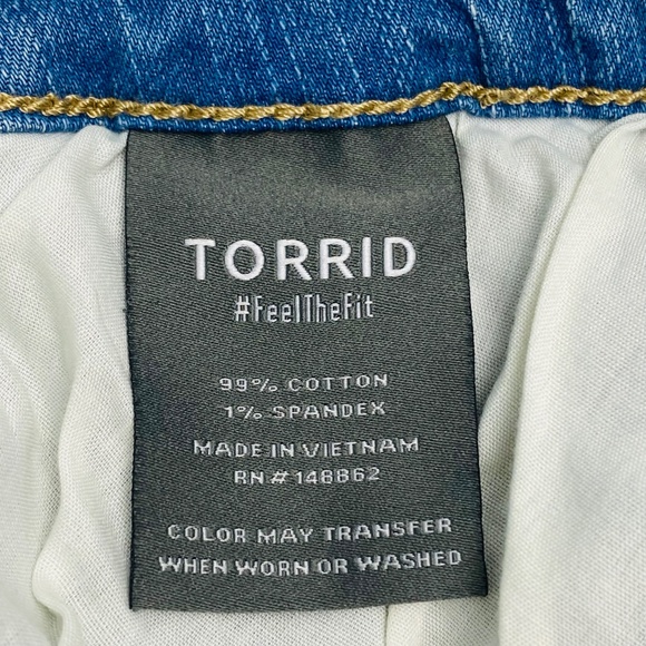 TORRID Perfect Flare Vintage Stretch Mid-rise Jean Size 14T - Picture 8 of 9